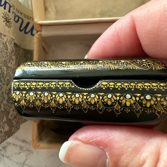 Rare; Russian Hand painted paper mache - Picture 5 of 5